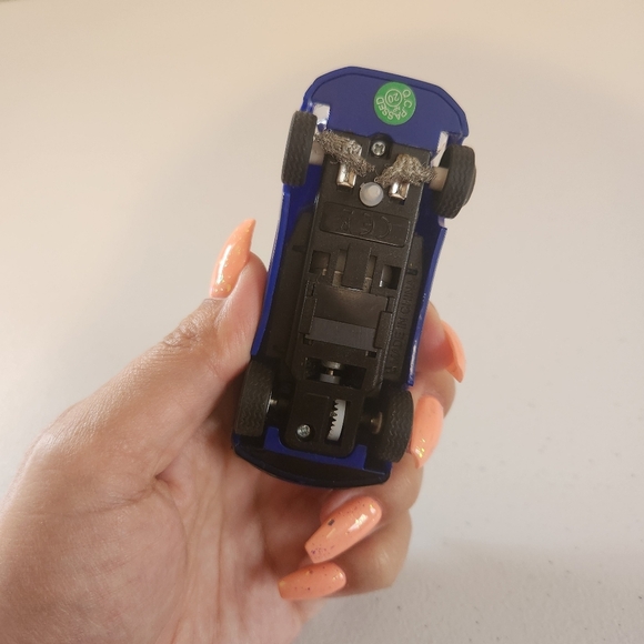 Nissan Skyline GT-R35 Golden Bright 1/43 #23 Blue Untested - Picture 4 of 5